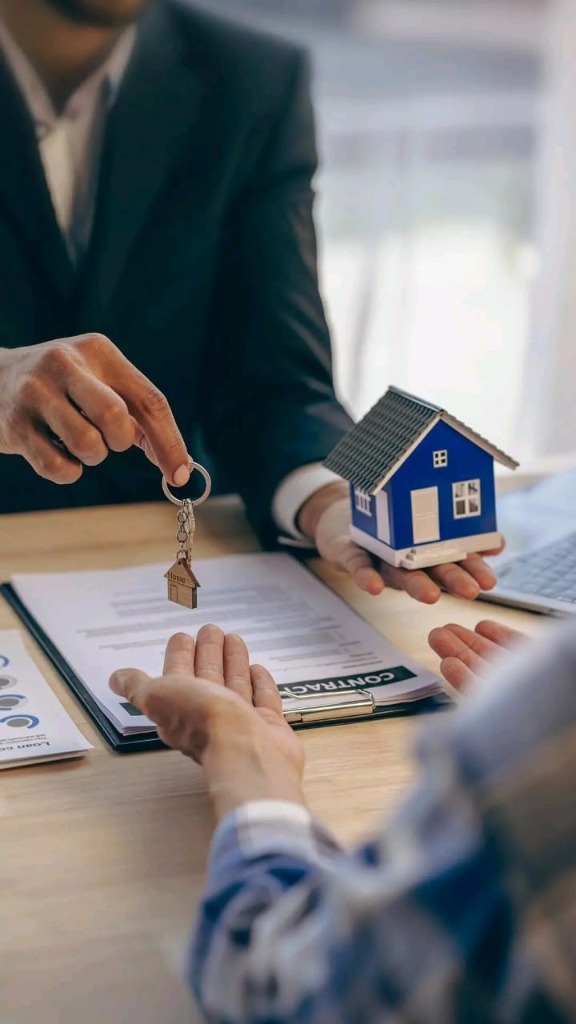 Real Estate & Property Brokers